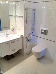 Дохили ҳаммом бо акс душ гигиенӣ