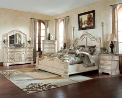 Bedroom furniture set photo