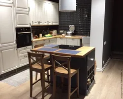 Кухонны востраў на маленькай кухні фота