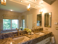 If there is a bathtub in the kitchen design