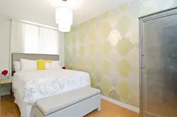 What wallpaper to choose for the bedroom to expand the space photo