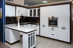 U-shaped kitchen set for a small kitchen photo