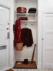 How to arrange a small hallway design