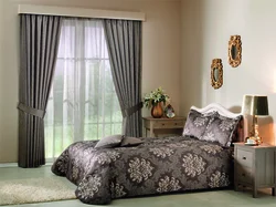 Curtains and bedspread set for bedroom photo