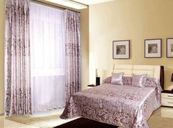 Curtains and bedspread set for bedroom photo