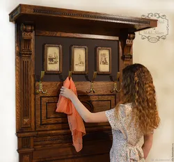 Ағаштан жасалған дәліздің фотосуретіне арналған DIY ағаш жиһазы