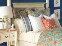 Bedroom textiles in the interior photo
