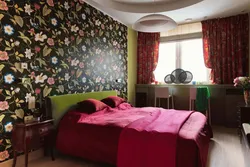 Colored wallpaper in the bedroom interior