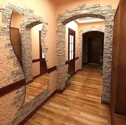 Дәлізді және дәлізді плиткамен аяқтау фотосуреті