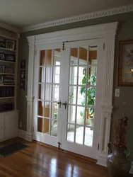 Design of swing doors in the living room