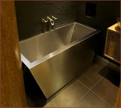 Photo Metal Bathroom