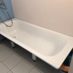 Photo Metal Bathroom