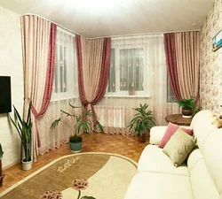 Бұрыштық Қонақ Бөлмесі Екі Терезе Фотосуреті