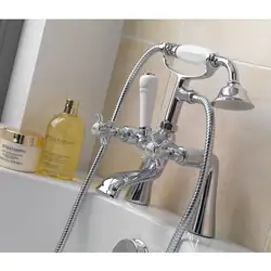 Hamam montaj fotosu ilə vanna otağı kranları