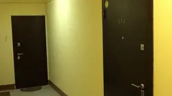 Фото входной двери в квартиру из подъезда