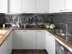 Which apron suits a gray kitchen photo