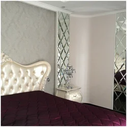 Bedroom design with mirror on the wall