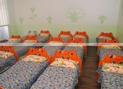 Бақшадағы жатын бөлменің фотосы