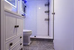 Bathtub design with shower cabin with panels