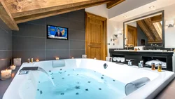 Large bath room photo