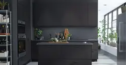Акси маттии графити ранги ошхона