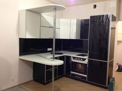 Corner kitchen design with table