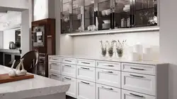 Ошхонаҳо бо аксҳои шишаи сиёҳ
