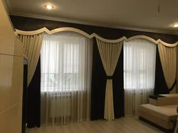 Oturma otağında künc pəncərəsi üçün pərdələr müasir fotoşəkillər