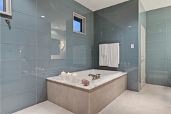 Parlaq hamam plitələrinin fotoşəkili