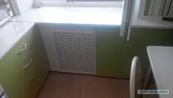 Niche under the window in the kitchen in Khrushchev design ideas