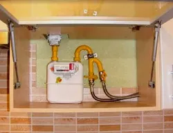 Газавы лічыльнік у інтэр'еры кухні