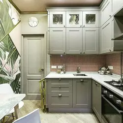 Серая кухня в хрущевке в интерьере