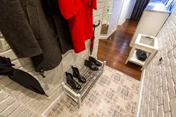 Tiles for the hallway floor design in a small apartment photo