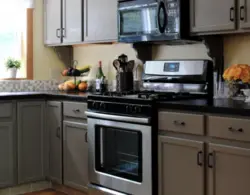 Photo of the kitchen after remodeling