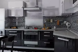Countertop And Backsplash Design For A Gray Kitchen