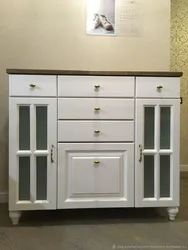 Ас Үй Фотосуретіндегі Жәшіктердің Шкафы
