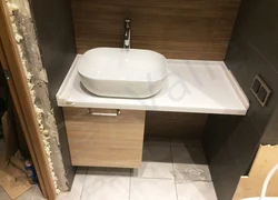 Tezgah Üstü Fotoşəkili Olan Vanna Otağı Şkafı