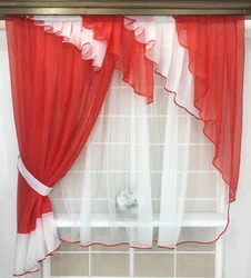 Red curtains for the kitchen photo design