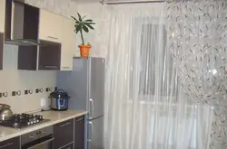 Две тюли на кухне фото