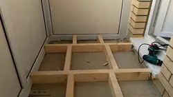 Қадамдық фотосуретті өз қолыңызбен лоджиядағы еденді қалай оқшаулау керек