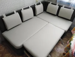 Mətbəxdəki divan çarpayısı fotoşəkili