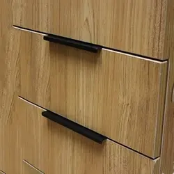 Торцевые ручки в интерьере кухни