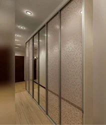 Uzun koridorların foto qarderobunun dizaynı
