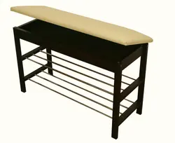 Banquette in the hallway with photo seat and shoe rack
