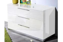 Yataq otağında çekmeceli komodin fotoşəkili müasir ağ