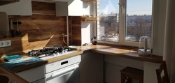 Small kitchen design with window sill