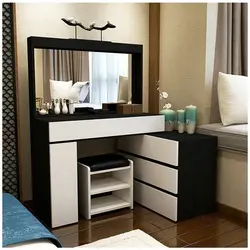 Bedroom design with chest of drawers and mirror