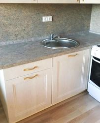 Versailles Countertop In The Kitchen Interior