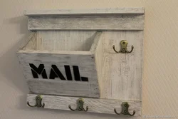DIY wall-mounted housekeeper for the hallway made of wood, photo drawings