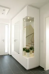 Zamonaviy Uslubdagi Fotosuratda Oq Koridor